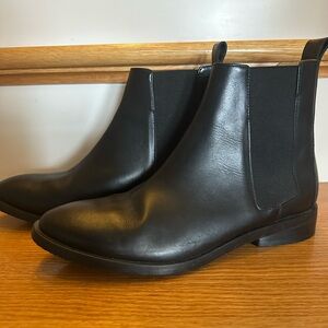 EVERLANE Black Chelsea Boot NEW without box size 8.5 8 1/2 leather
